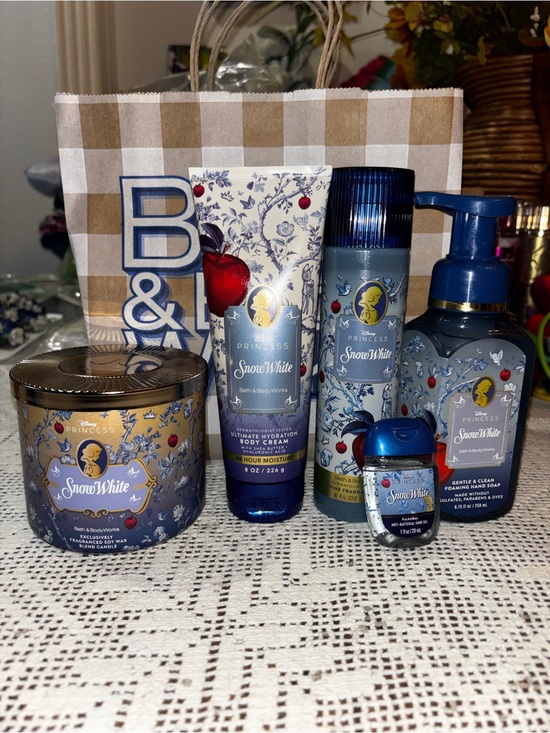 Bath & Body Works Other - (2026) Bath & Body Works Snow White Collection - Blue, Gold, Red Accents